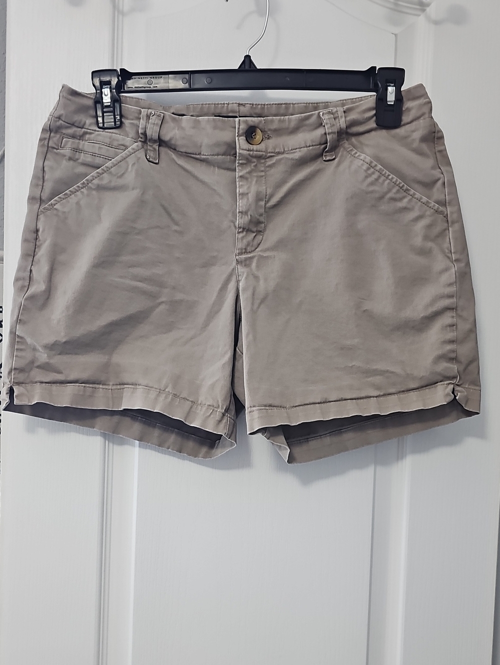 Women's Casual Lee Chino Shorts in Khaki